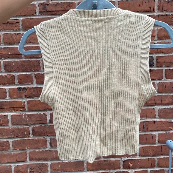 Beige Ribbed Crop Top - Picture 2 of 2